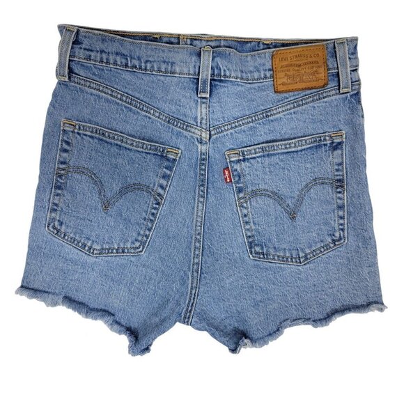 Levi Strauss Women's Lt Wash Raw Hem High-Rise Button Fly Ribcage Shorts Sz 29 - Picture 7 of 16